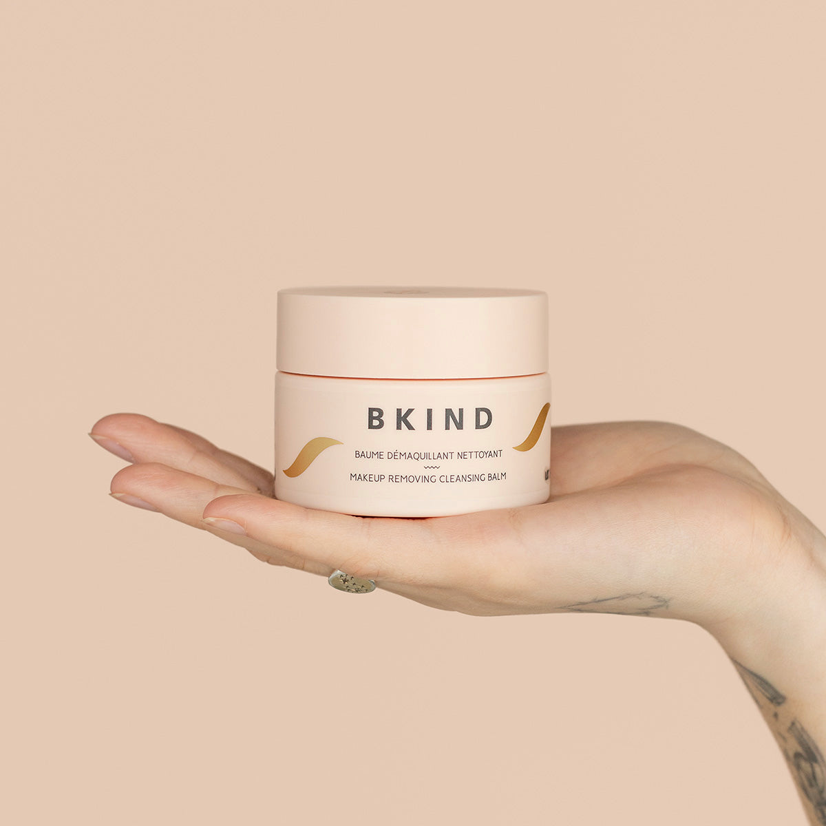 Baume démaquillant nettoyant BKIND Makeup removing cleansing balm packaging