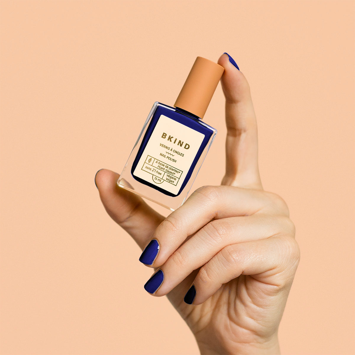 BKIND nail polish vernis vegan 21-free on the rocks blue
