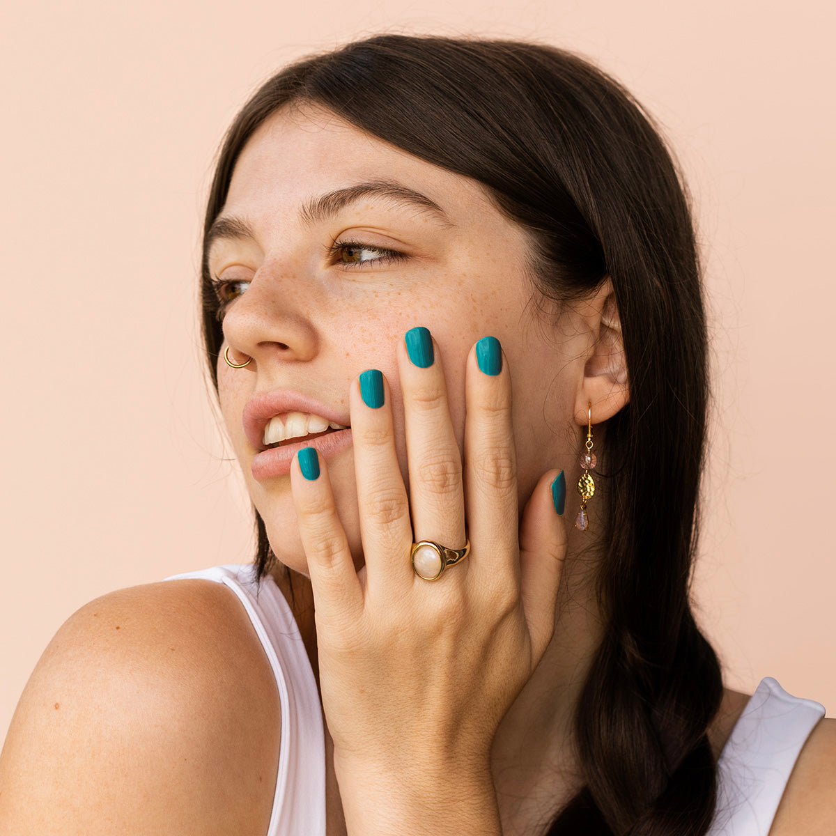 BKIND nail polish vernis vegan 21-free poule party