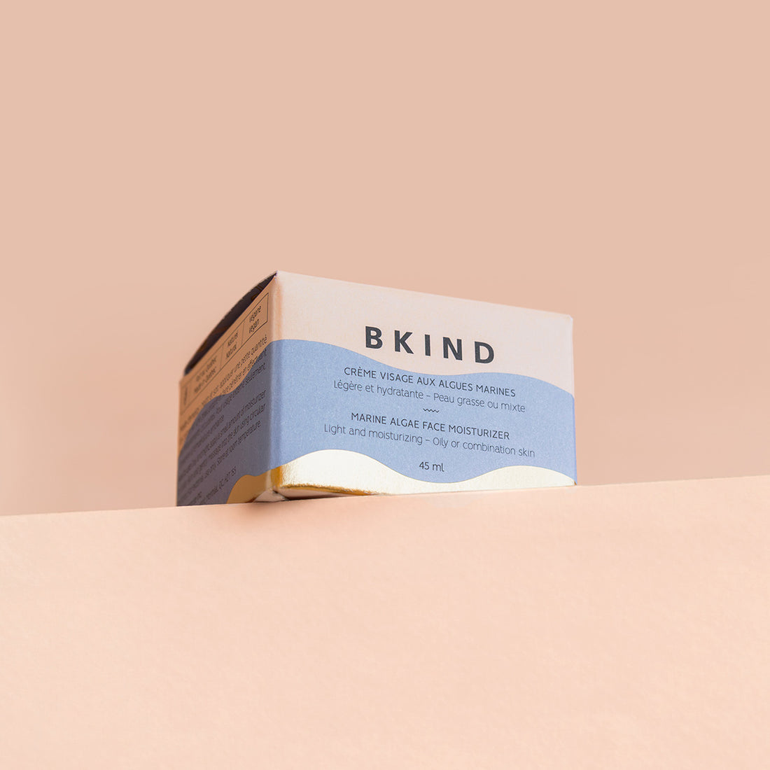 Marine Algae Face Moisturizer box on peach background