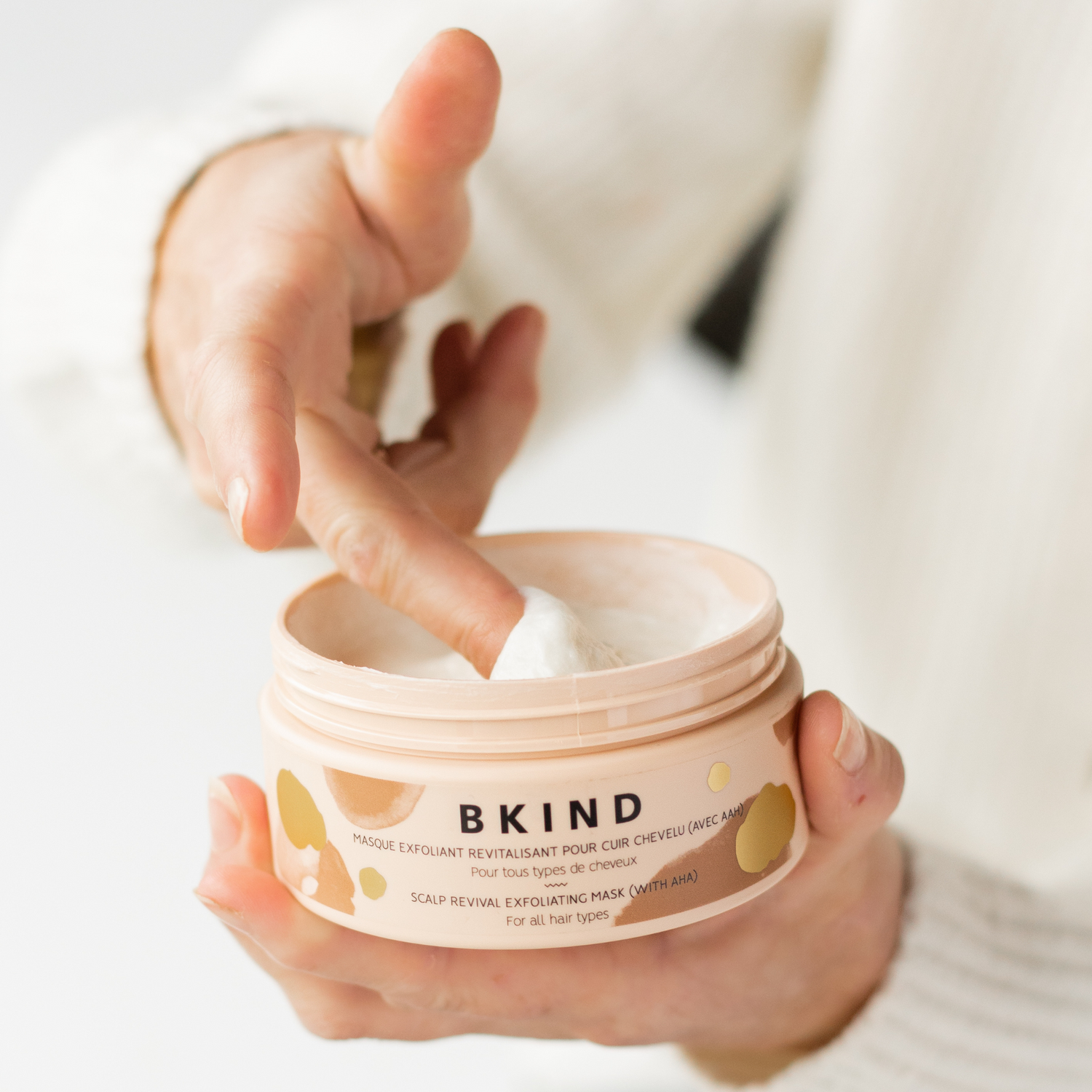 Scalp revival exfoliating mask