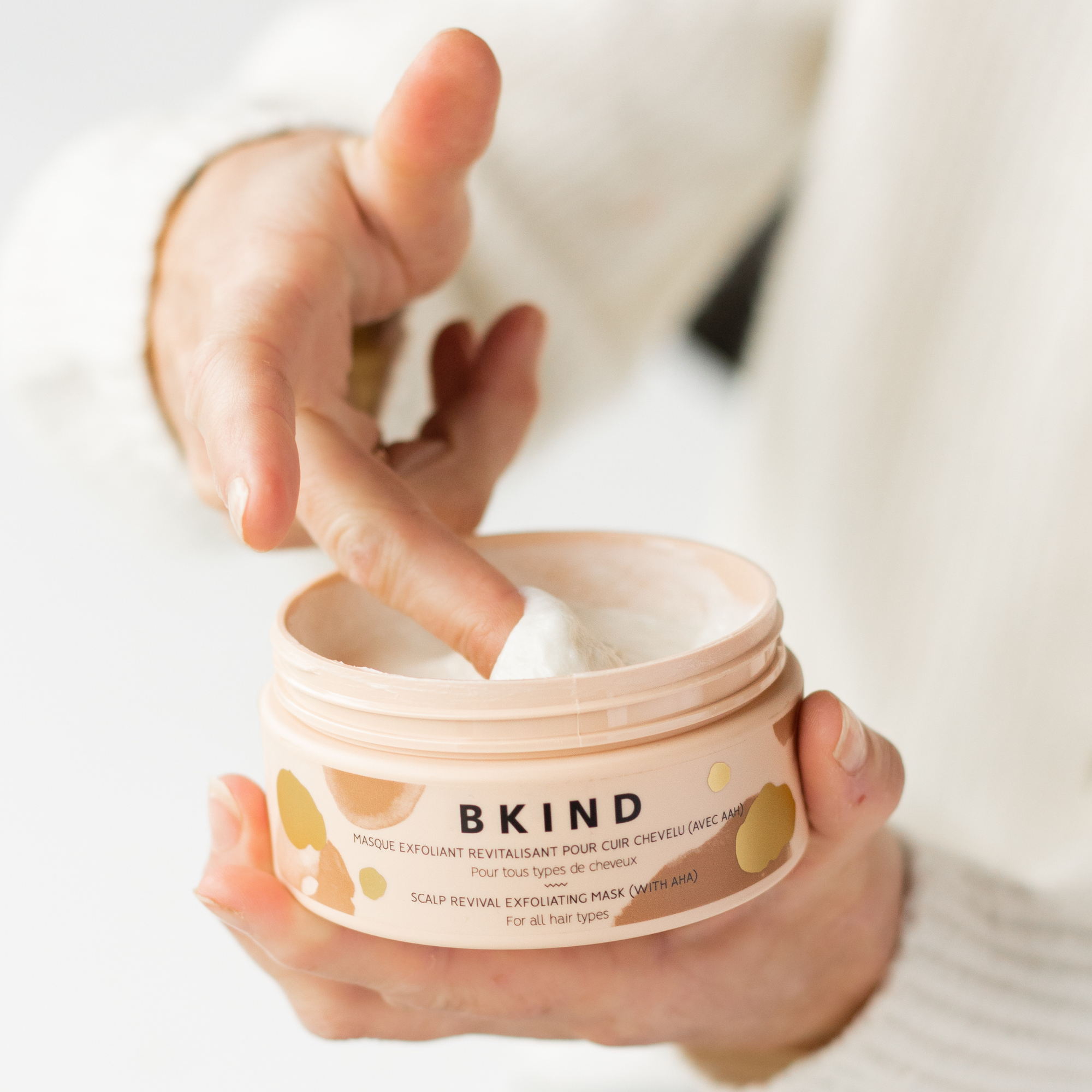 Scalp revival exfoliating mask