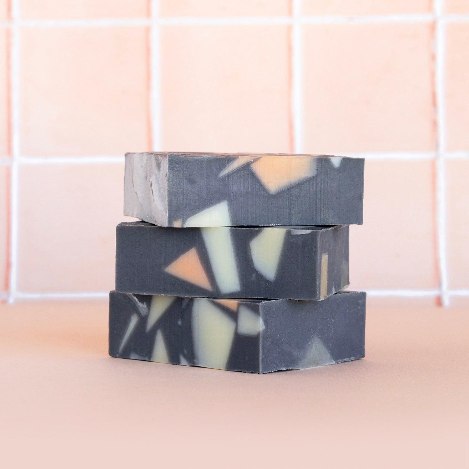 Package-free body soap - The &quot;Everything&quot; soap