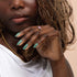 vernis vain sur main BKIND Nail polish vain on nails