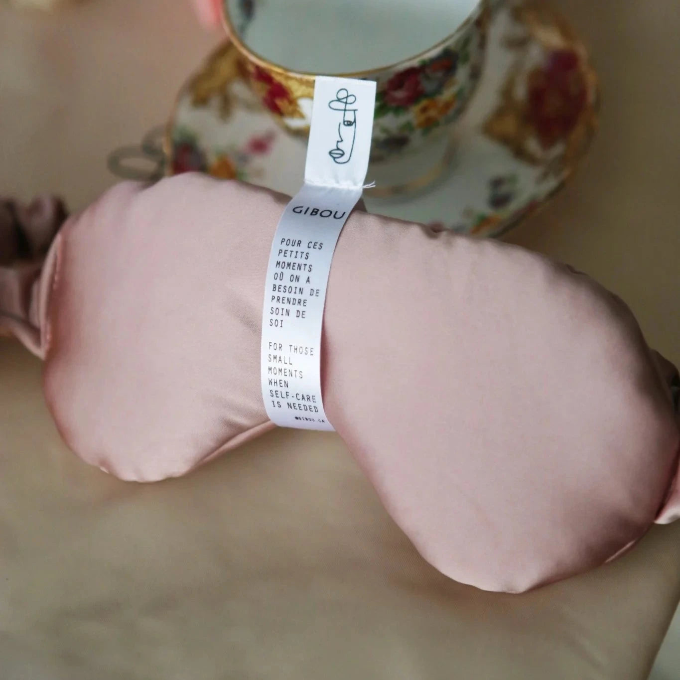 Sleeping mask