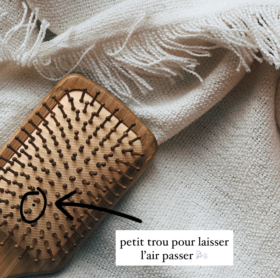 Brosse à cheveux en bambou